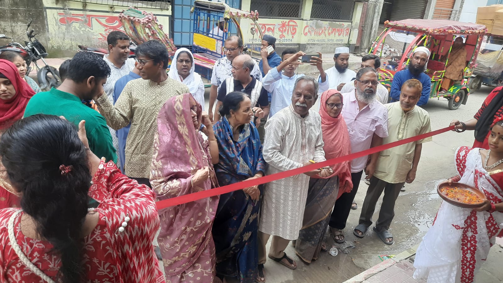 নতুনকুঁড়ি সমবায়ের একটি মুহূর্ত