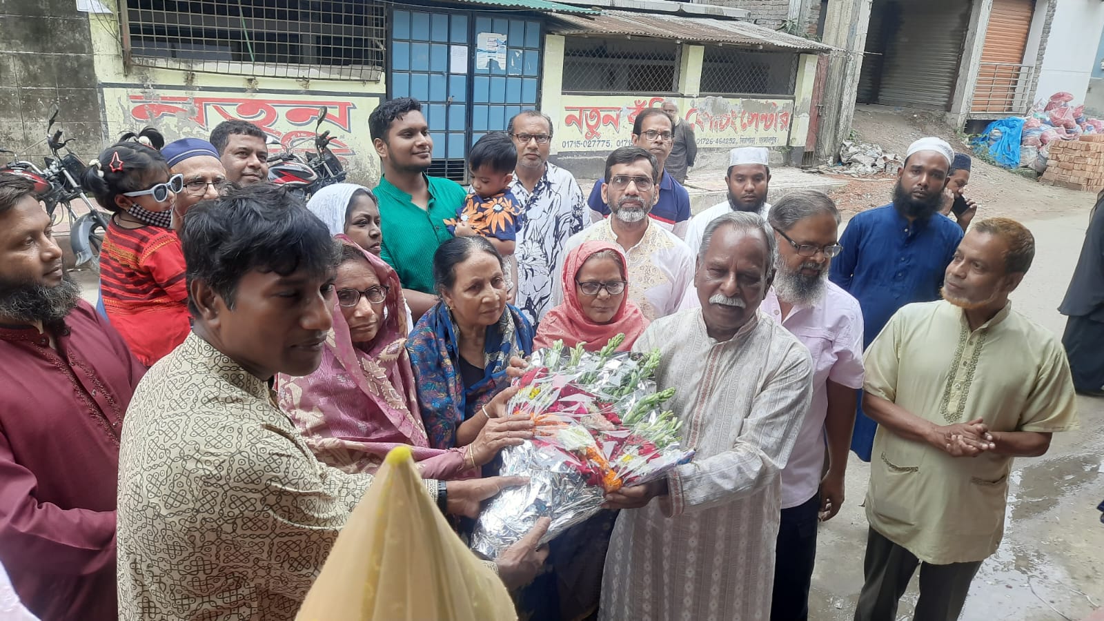 নতুনকুঁড়ি সমবায়ের একটি মুহূর্ত