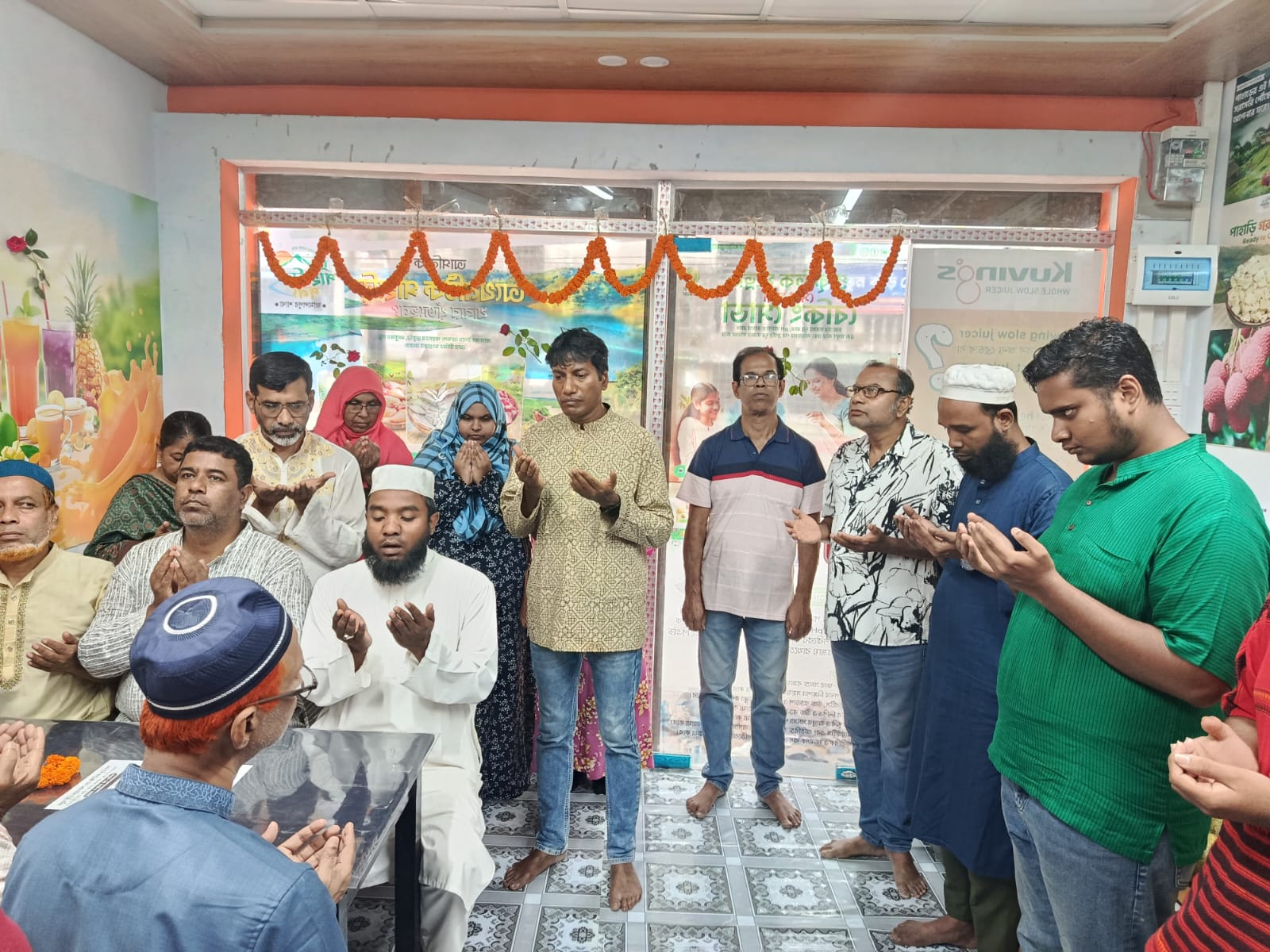 নতুনকুঁড়ি সমবায়ের একটি মুহূর্ত